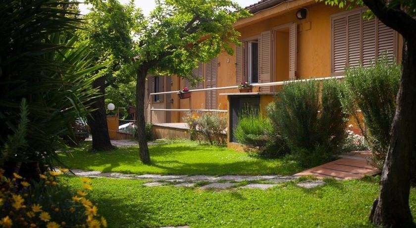 Orto Di Roma Hotel Exterior photo